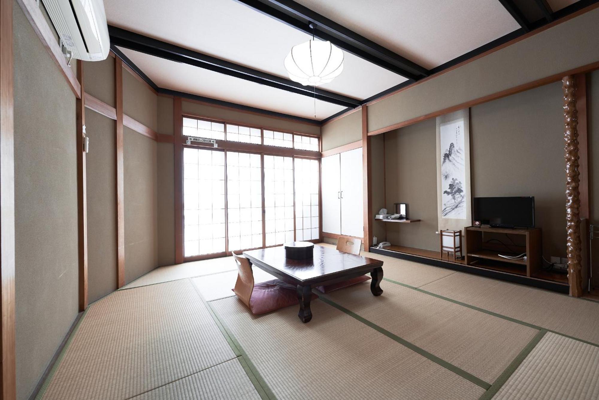 Ryokan Yamamuro Kanazawa Phòng bức ảnh