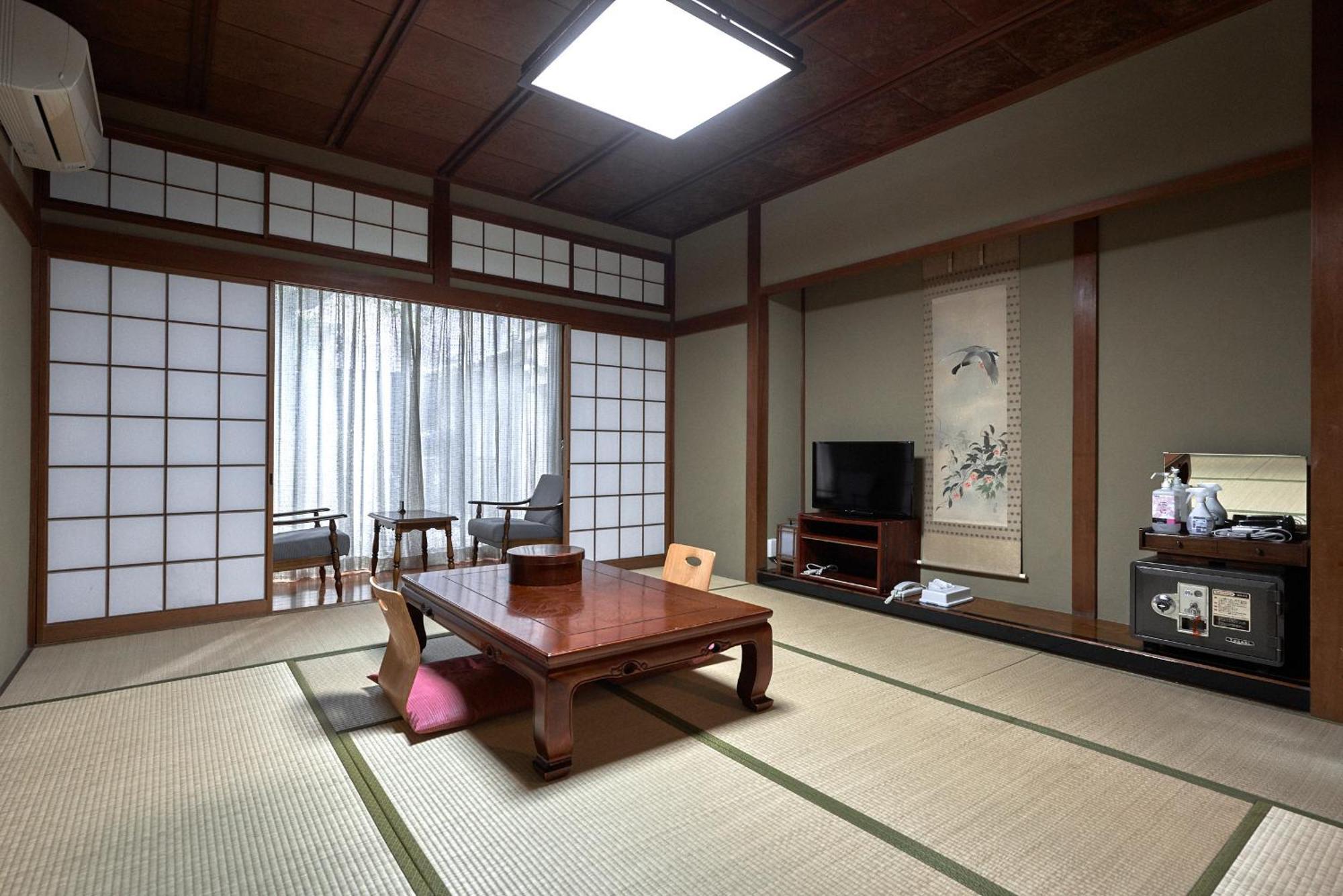 Ryokan Yamamuro Kanazawa Phòng bức ảnh